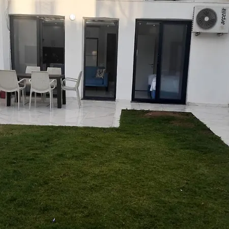 Homes Aparthotel Çeşme