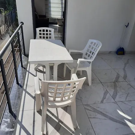 Homes Aparthotel