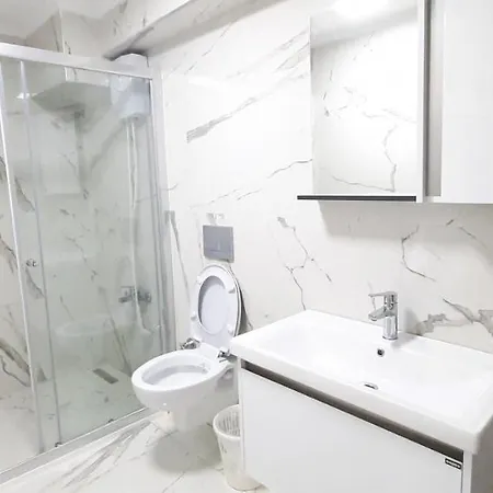 Homes شقة فندقية